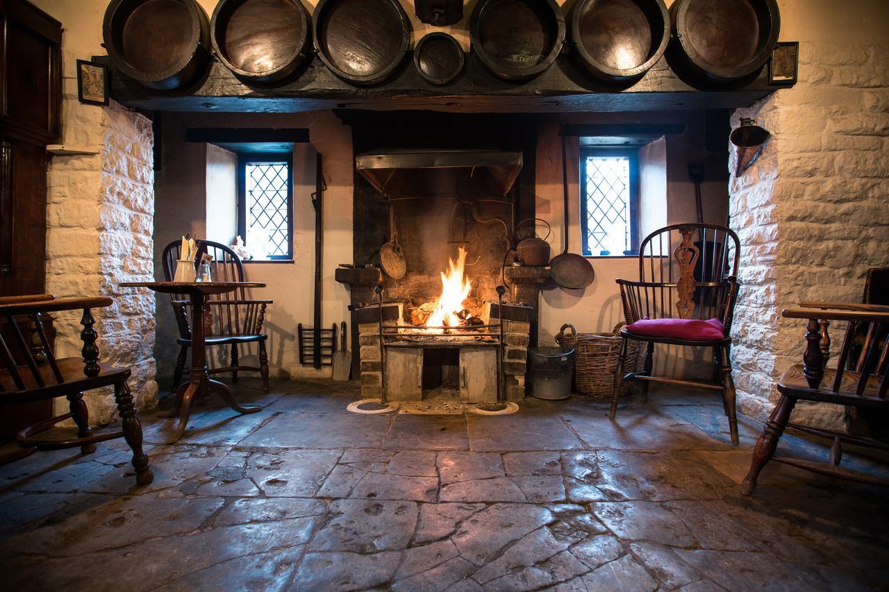 The Fleece Inn Bretforton Экстерьер фото