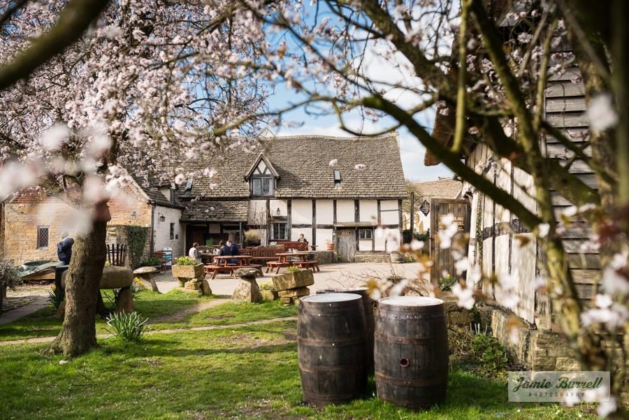 The Fleece Inn Bretforton Экстерьер фото