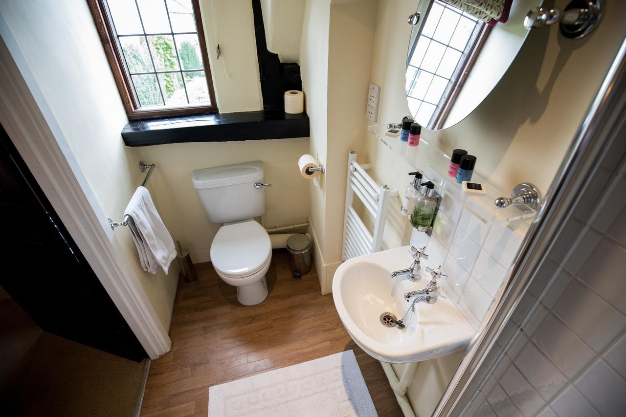 The Fleece Inn Bretforton Экстерьер фото